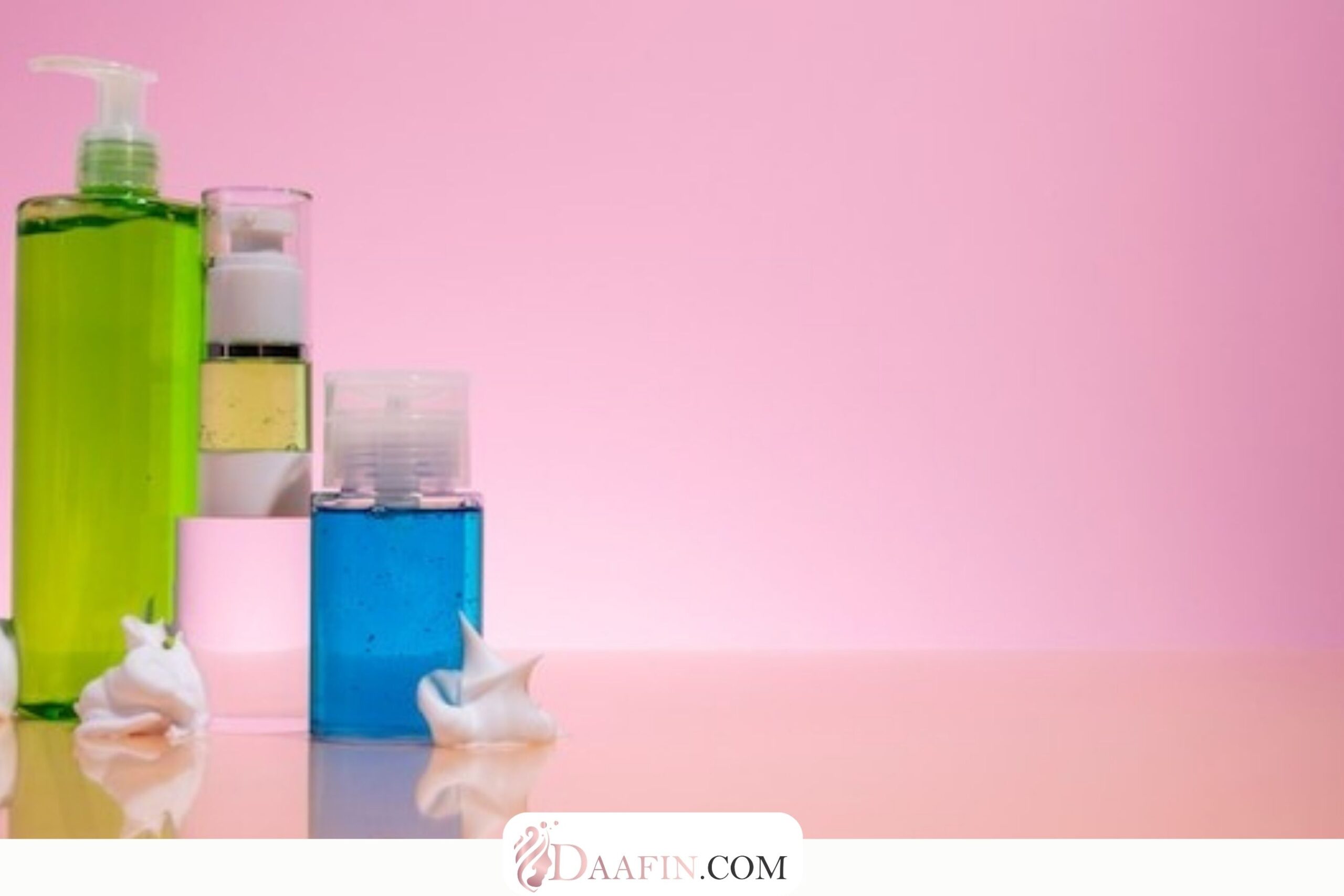 ترکیبات مهم در ژلهای شستشوی صورت: راز پاکیزگی و سلامت پوست شما