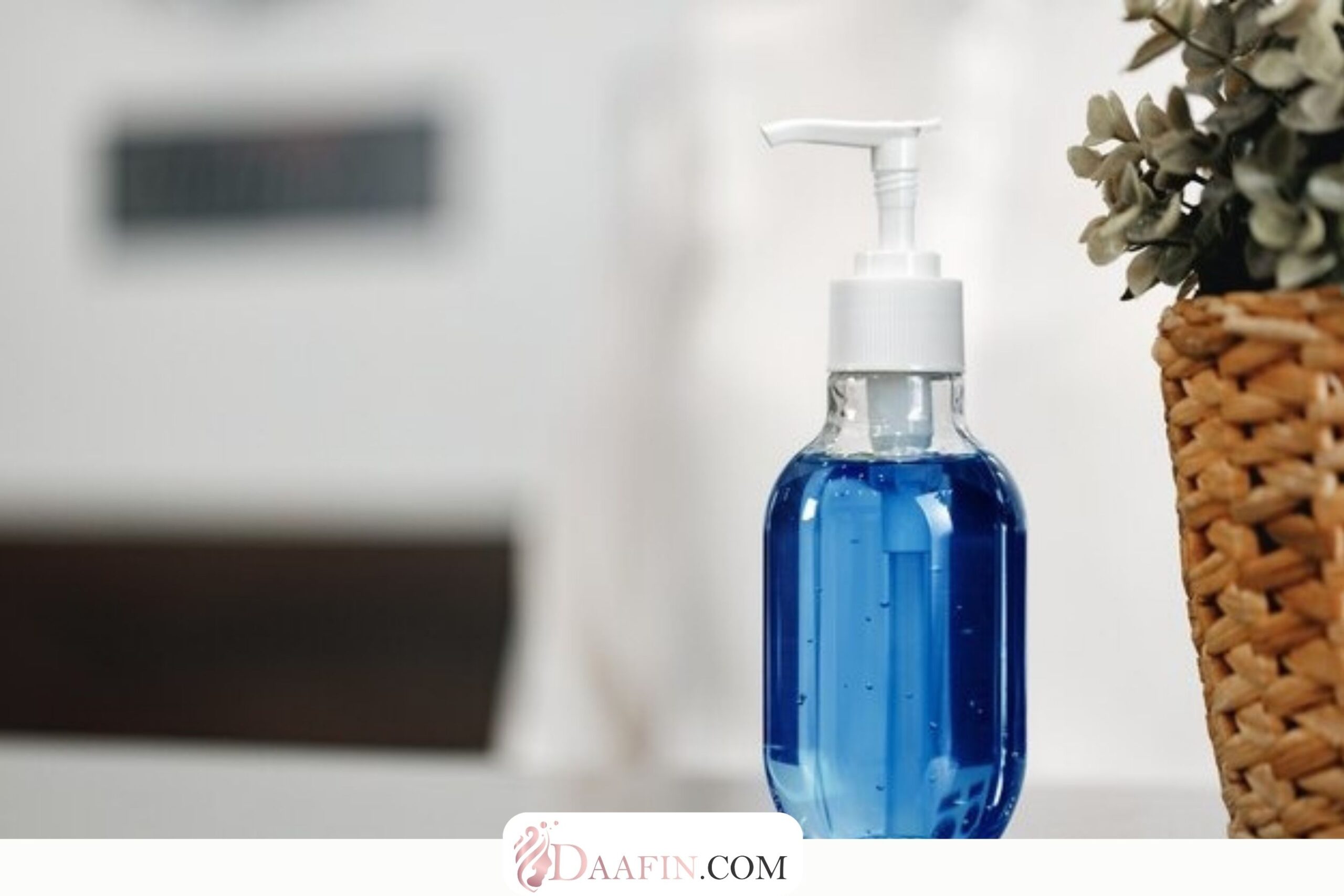 چگونه ژل شستشوی مناسب برای پوست چرب انتخاب کنیم؟