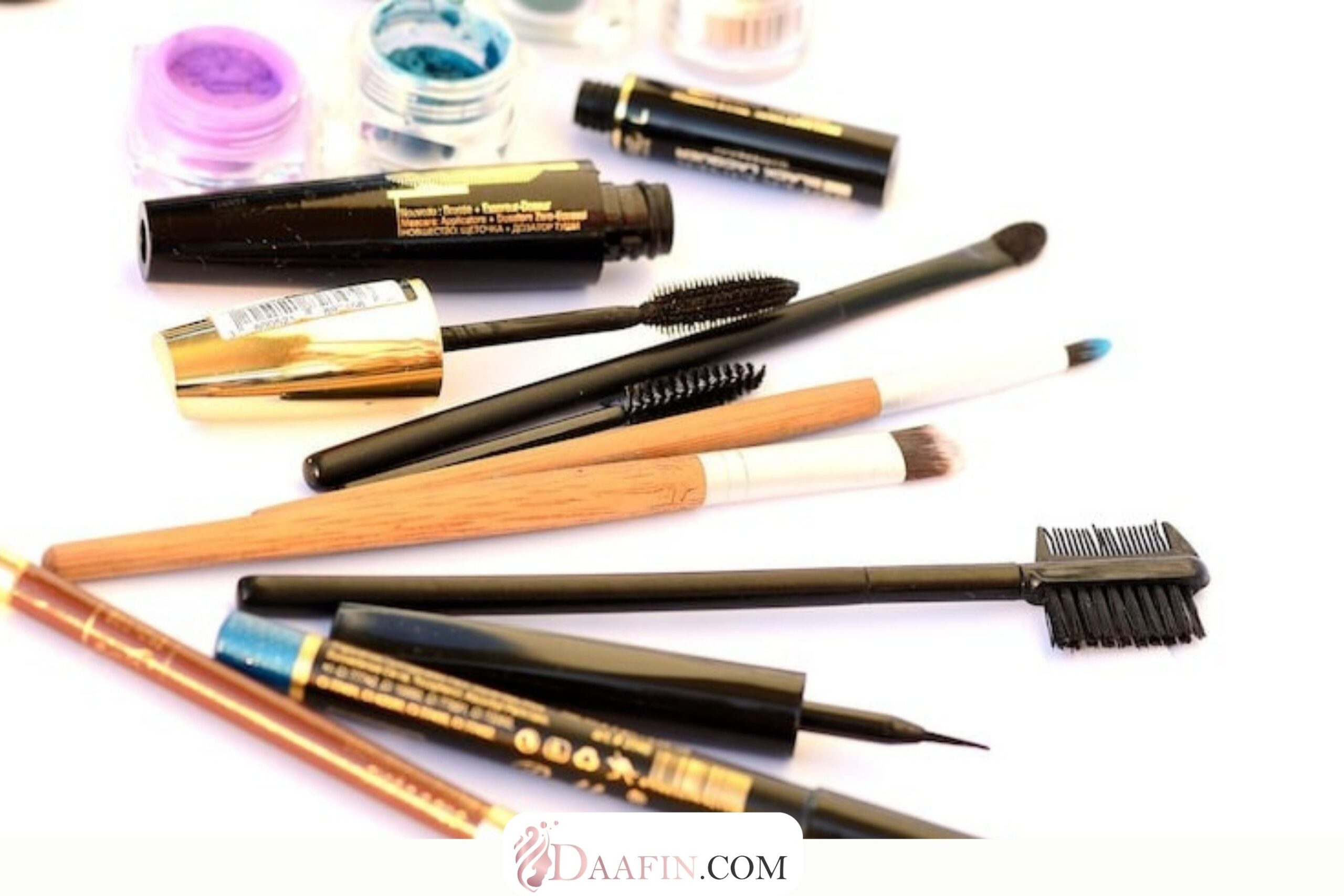 معرفی ابزارهای کمکی برای کشیدن خط چشم دقیق