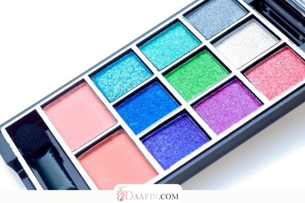 بررسی جامع سایه‌های چشم با ماندگاری بالا: زیبایی ماندگار در هر شرایط