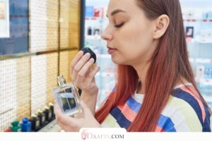 پرفروشترین عطرهای زنانه سال؛ راهنمای کامل انتخاب بهترین رایحه
