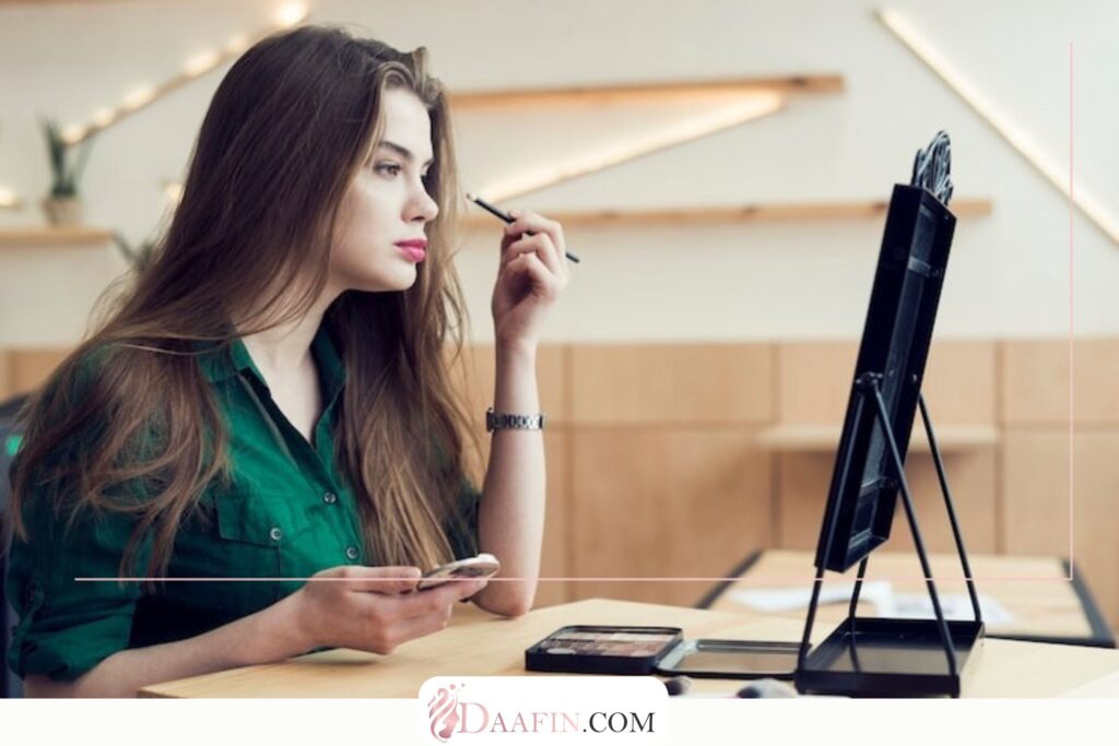 آرایش چشم سریع و ساده برای محل کار